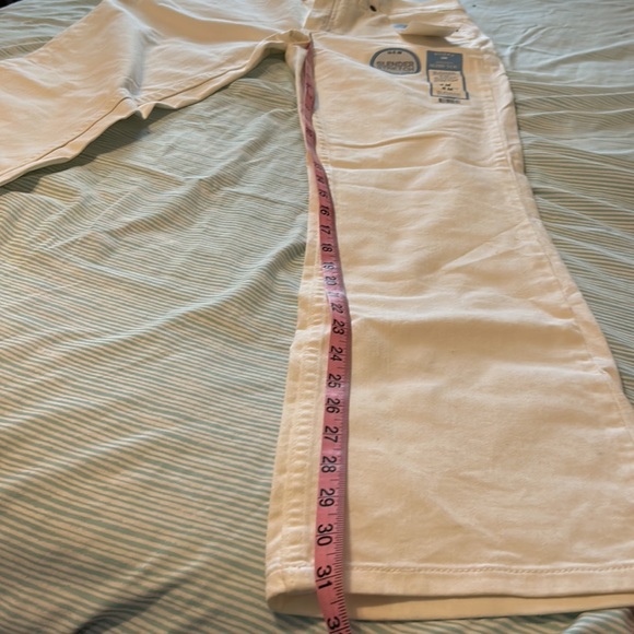 LEE RIDERS SLENDER STRETCH | SIZE 8 M | NWT | WHITE JEANS | BOOT CUT - Picture 7 of 8